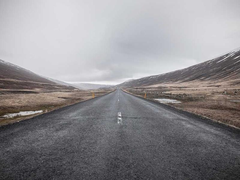 Geometric Pencil Holder - Image 2